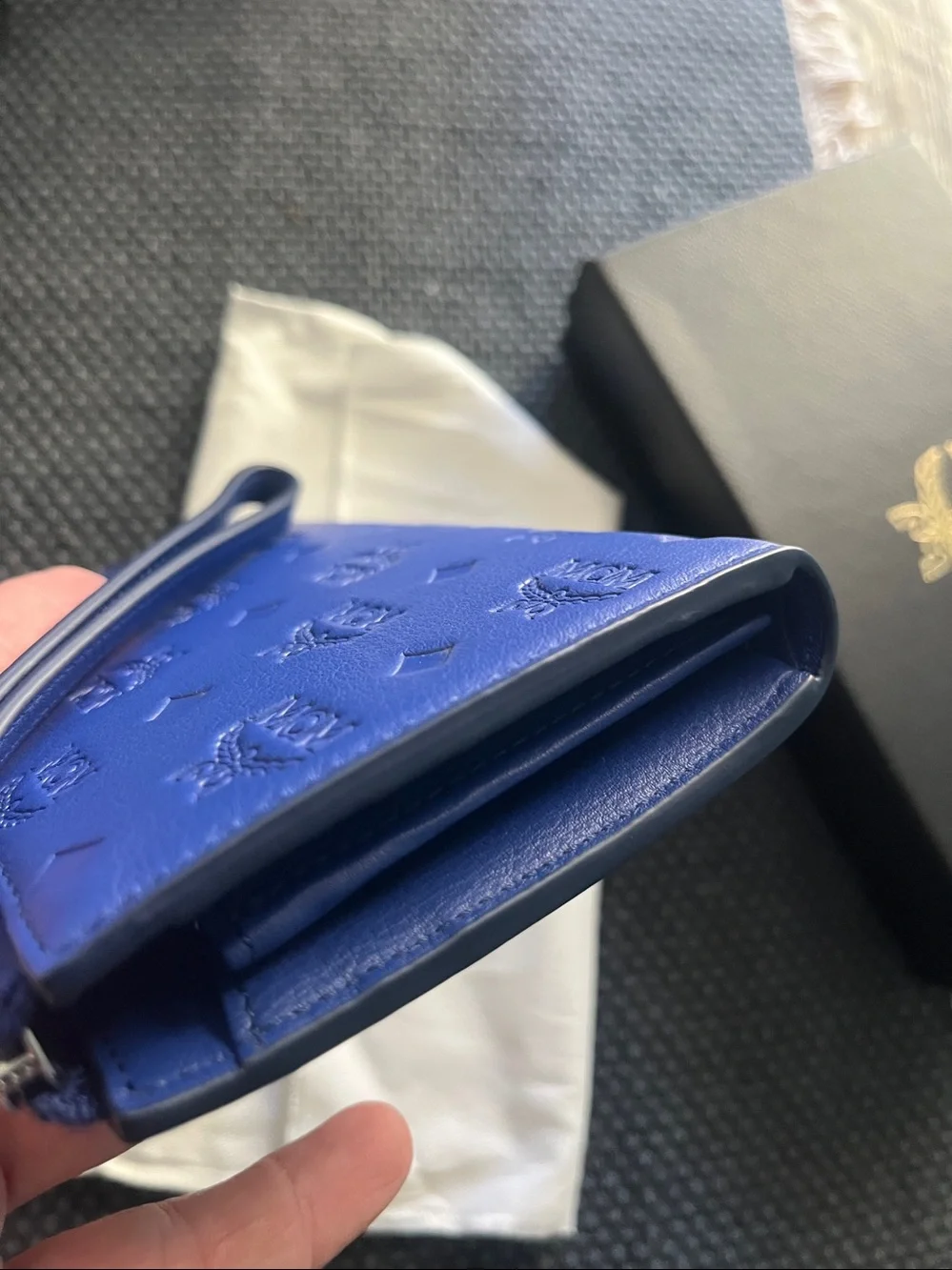 MCM Aren Zip Around Large Wallet -New - Picture 14 of 17